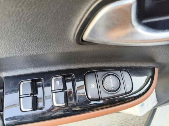 [常州·苏D] 二手起亚KX CROSS2017款 1.4L AT GLS