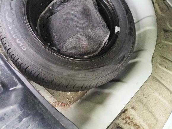 [杭州·黑C] 二手起亚起亚K32013款 1.6L 自动GLS