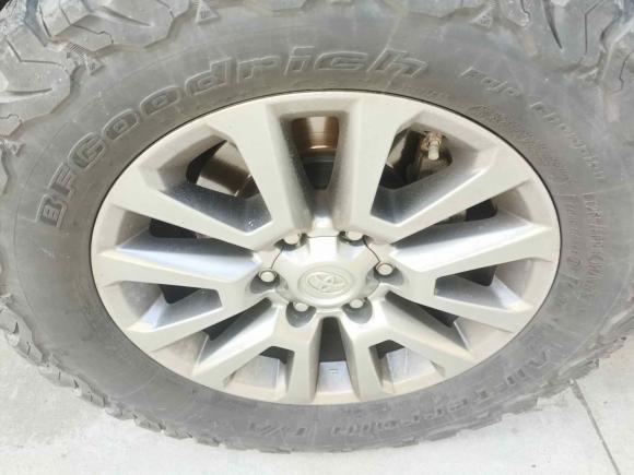 [上海·苏C] 二手丰田普拉多2018款 3.5L 自动TX-L NAVI后挂备胎