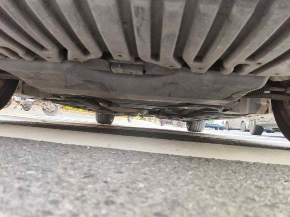 [深圳·粤B] 二手奔驰奔驰E级2015款 改款 E 260 L 运动型