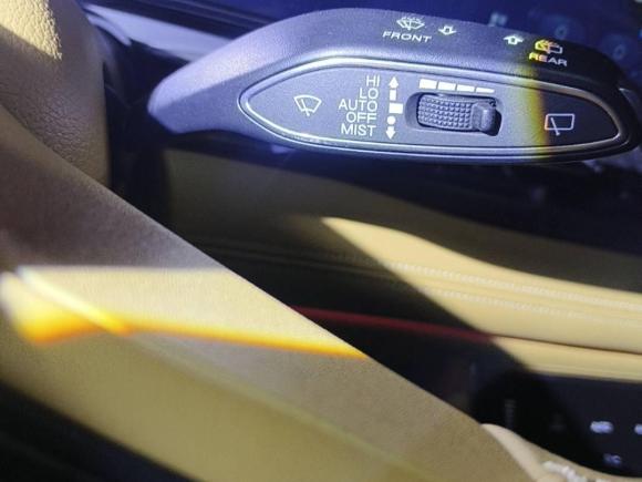 [武汉·鄂A] 二手岚图汽车岚图梦想家2024款 PHEV 超长续航尊贵版