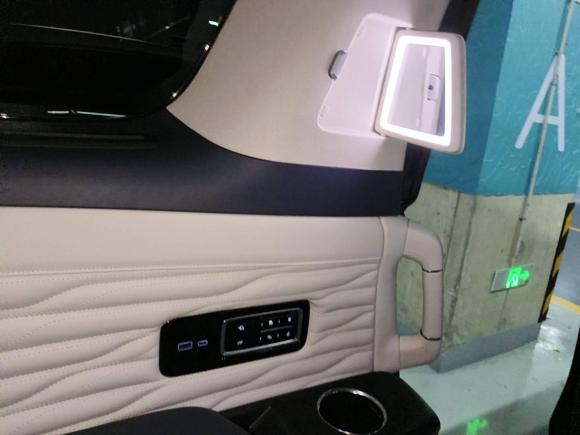 [广州·粤A] 二手别克世纪2023款 2.0T 四座私享版