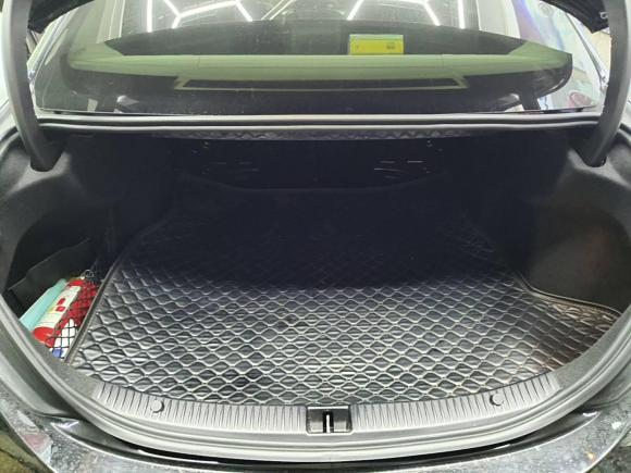 [杭州·浙A] 二手奔驰奔驰C级2015款 C 200 L 4MATIC 运动版