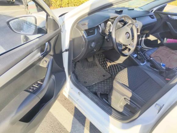 [上海·苏E] 二手斯柯达明锐2018款 TSI230 DSG豪华版