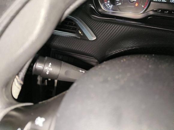 [武汉·鄂A] 二手标致标致20082014款 1.6L 自动时尚版