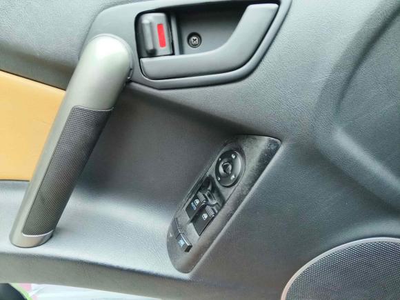 [上海·沪D] 二手现代酷派2004款 FX 2.7