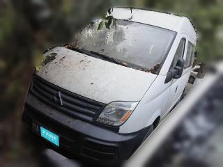 上汽大通MAXUS新途V802014款 2.5T 傲运通短轴中顶