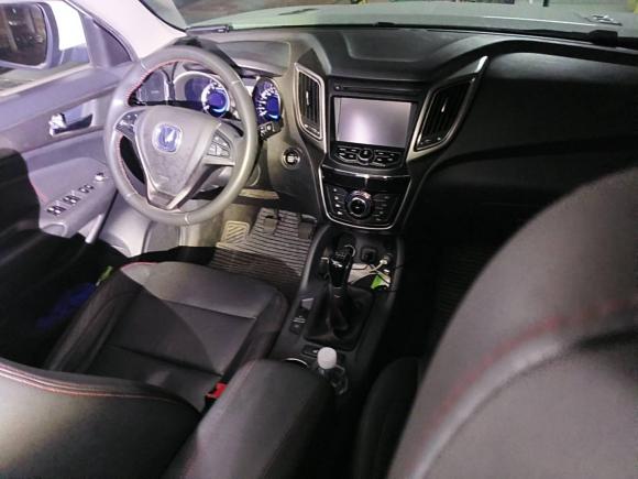 [上海·沪D] 二手长安长安CS752014款 2.0L 手动领先型 国IV