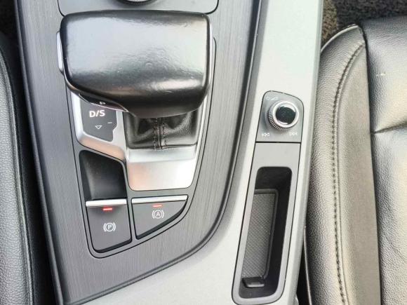 [无锡·苏B] 二手奥迪奥迪A4L2017款 40 TFSI 进取型