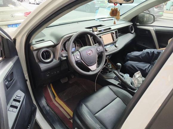 [成都·川A] 二手丰田RAV4荣放2016款 2.0L CVT两驱风尚版 国V