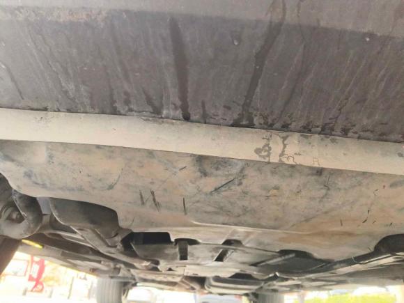 [广州·桂A] 二手大众途锐2011款 3.0TSI 高配型