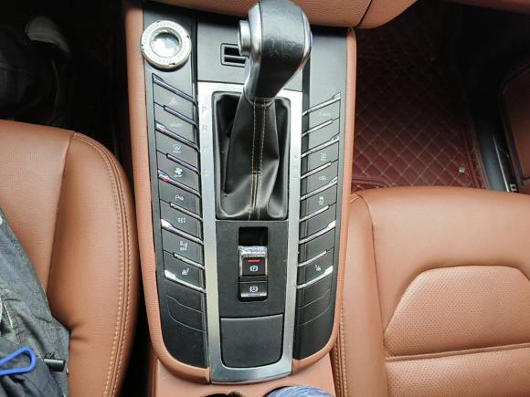 [成都·川G] 二手众泰众泰SR92017款 2.0T 自动极致之梦版