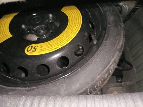 [济南·鲁A] 二手奥迪奥迪A6L2017款 30 FSI 舒适型