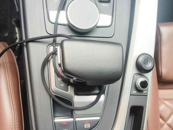 [杭州·浙A] 二手奥迪奥迪A4L2018款 30周年年型 40 TFSI 时尚型