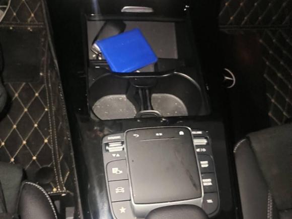 [杭州·浙A] 二手奔驰奔驰A级2022款 A 200 L 运动轿车动感型