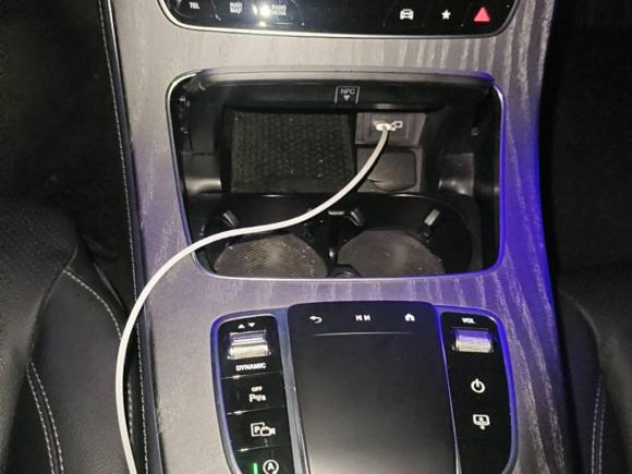 [上海·沪F] 二手奔驰奔驰E级2021款 E 300 L 豪华型