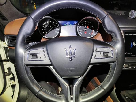 [广州·粤A] 二手玛莎拉蒂Levante2018款 3.0T 经典版