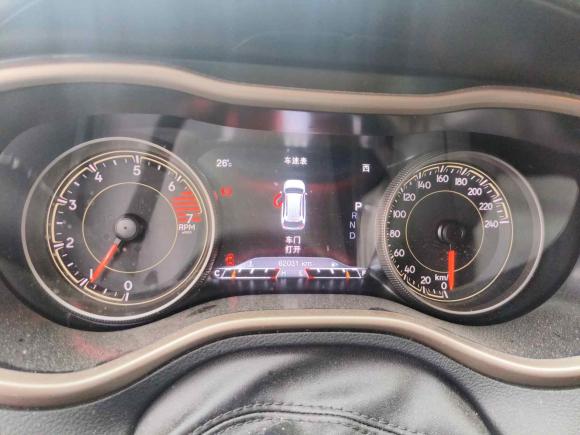 [上海·豫S] 二手Jeep自由光2016款 2.4L 领先智能版