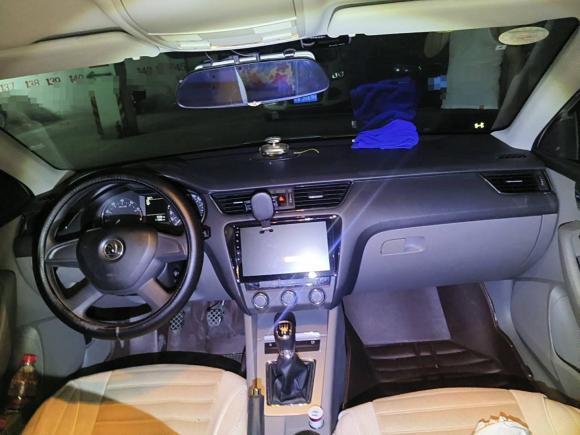 [合肥·皖A] 二手斯柯达明锐2015款 1.6L 手动逸杰版