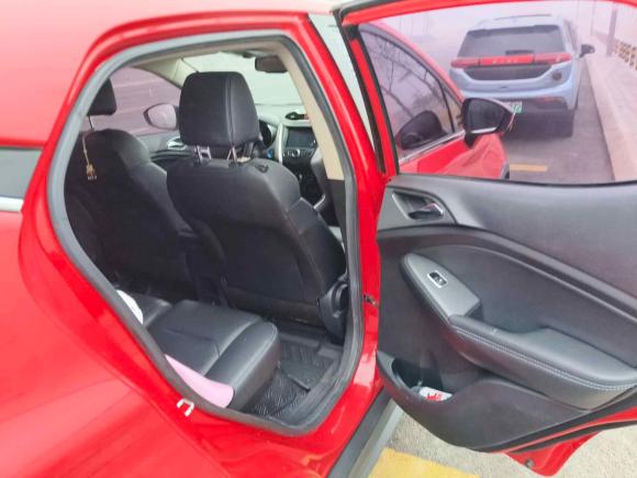 [青岛·鲁B] 二手比亚迪元新能源2018款 EV360 智联炫酷型