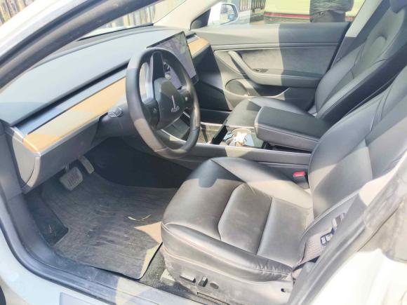 [青岛·鲁F] 二手特斯拉Model 32019款 标准续航后驱升级版