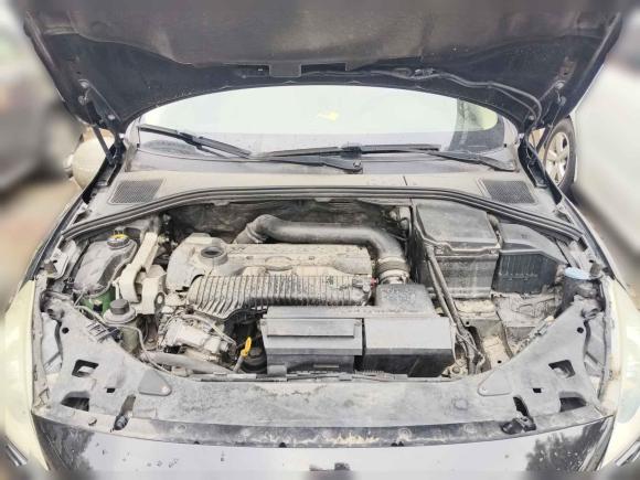 [南昌·赣A] 二手沃尔沃沃尔沃V602013款 T5 智尊版