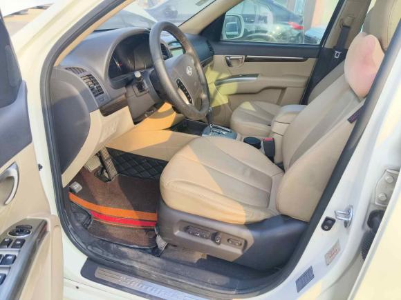 [上海·沪E] 二手现代胜达经典2010款 2.4 豪华版 七座四驱