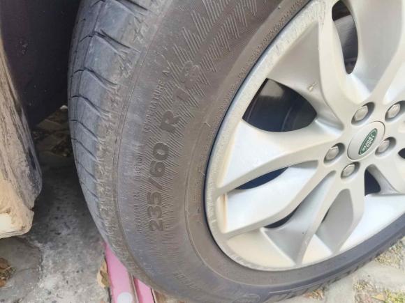 [上海·沪G] 二手路虎神行者22011款 3.2L i6 HSE汽油版