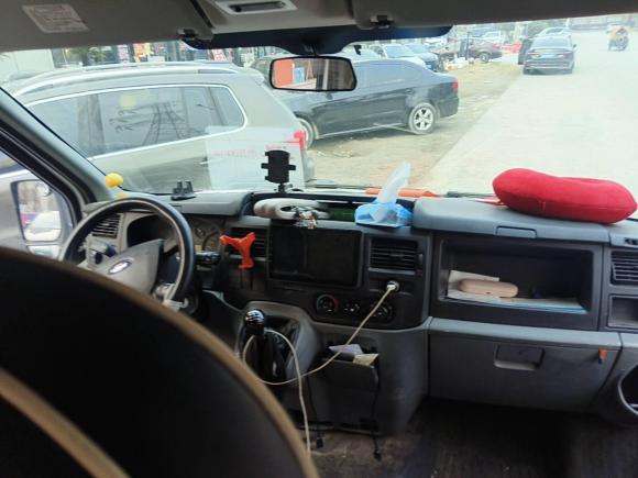 [南通·苏F] 二手福特新世代全顺2009款 2.4T柴油标准型短轴中顶国III