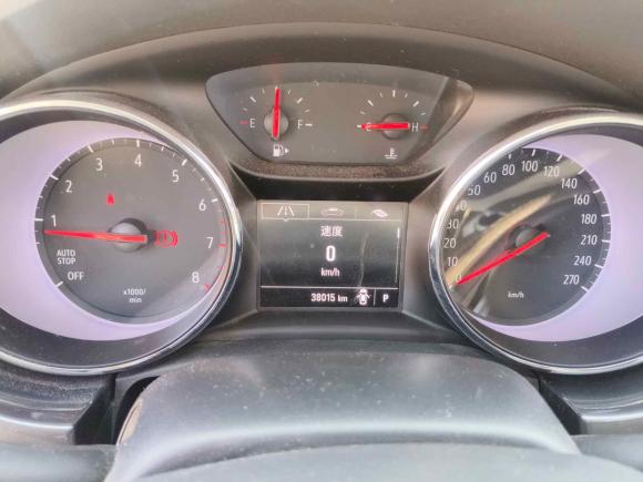 [青岛·鲁B] 二手别克威朗2016款 两厢 15S 自动进取型