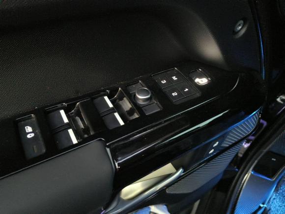 [上海·沪B] 二手路虎路虎卫士2020款 110 P400 SE