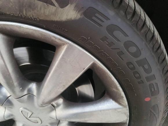 [上海·沪A] 二手英菲尼迪英菲尼迪QX502015款 2.5L 悦享版