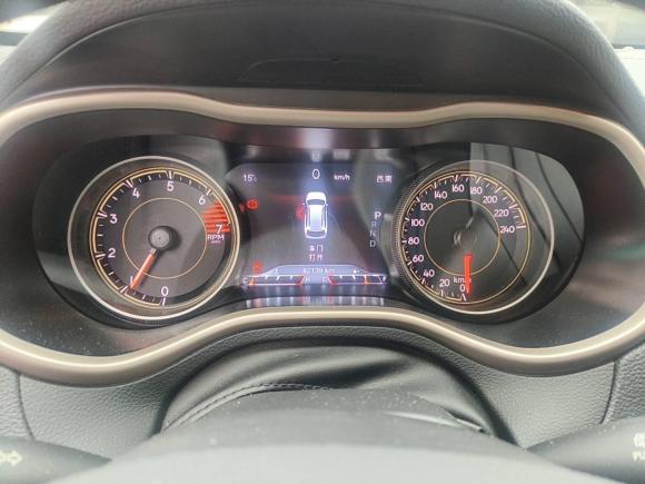 [上海·沪D] 二手Jeep自由光2017款 2.0L 优越版