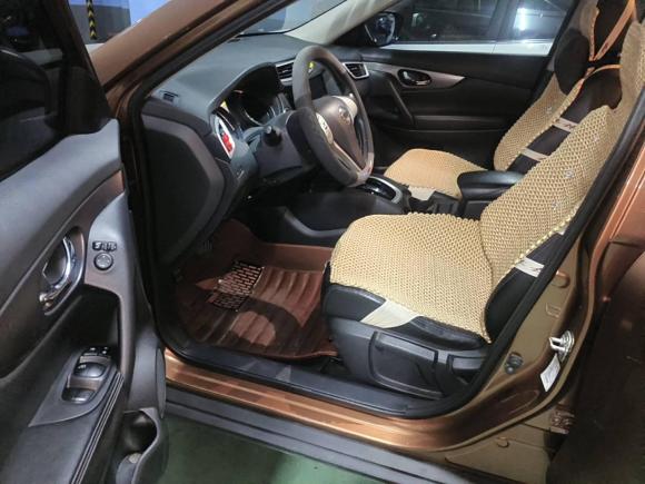 [常州·苏D] 二手日产奇骏2014款 2.0L CVT舒适版 2WD