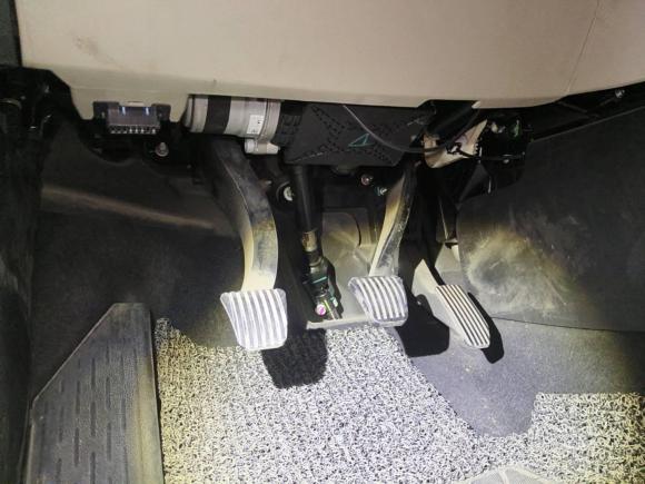 [宁波·浙B] 二手别克英朗2017款 15N 手动精英型