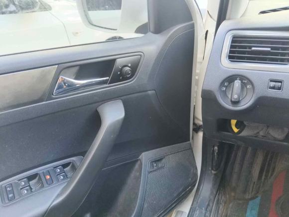 [南通·苏F] 二手大众桑塔纳2013款 1.6L 自动舒适版