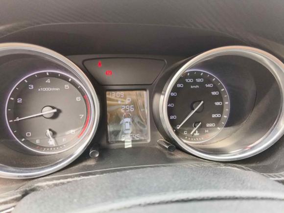 [武汉·鄂W] 二手众泰众泰T3002017款 1.5T CVT尊享型