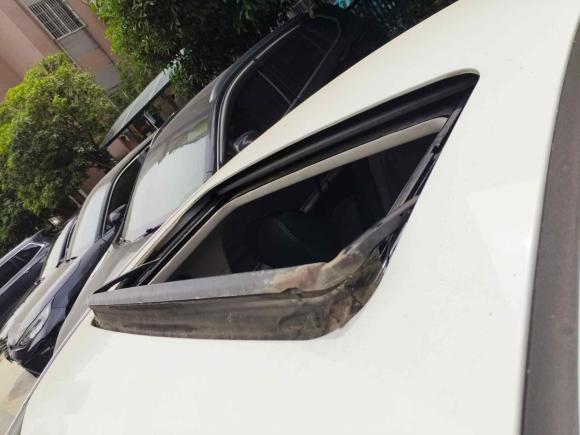 [武汉·鄂A] 二手雪佛兰科鲁兹2015款 1.5L 自动豪华版