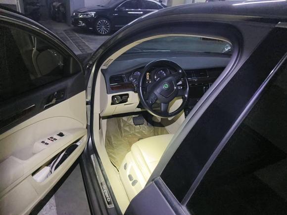 [上海·沪J] 二手斯柯达昊锐2009款 2.0TSI 自动贵雅版