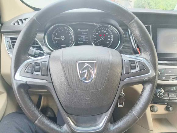 [广州·粤S] 二手宝骏宝骏7302016款 1.8L iAMT豪华型 7座