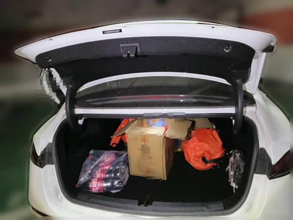 [合肥·皖A] 二手荣威荣威D72023款 EV 510km 后驱旗舰版