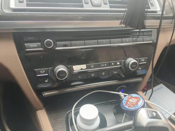 [南通·苏F] 二手宝马宝马7系2011款 730Li典雅型