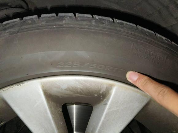 [成都·川A] 二手宝马宝马X12013款 sDrive18i 时尚型