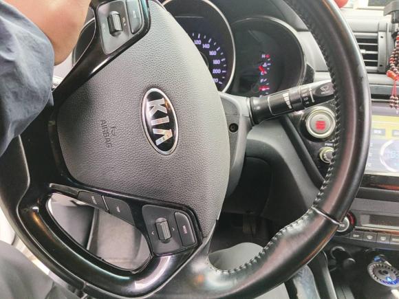 [上海·沪C] 二手起亚起亚K22015款 三厢 1.6L AT Premium