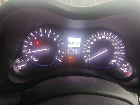 [上海·沪B] 二手英菲尼迪英菲尼迪Q702015款 Q70L 2.5L 精英版