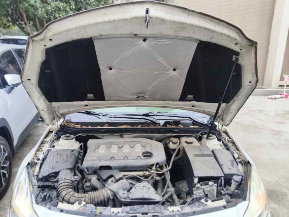 [杭州·浙A] 二手别克君威2012款 2.0L 豪华版