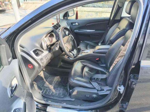 [青岛·鲁B] 二手道奇酷威2013款 2.4L 两驱尊尚版