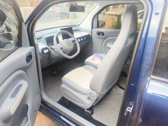 [青岛·鲁B] 二手奔腾奔腾小马2025款 222km 闪电马