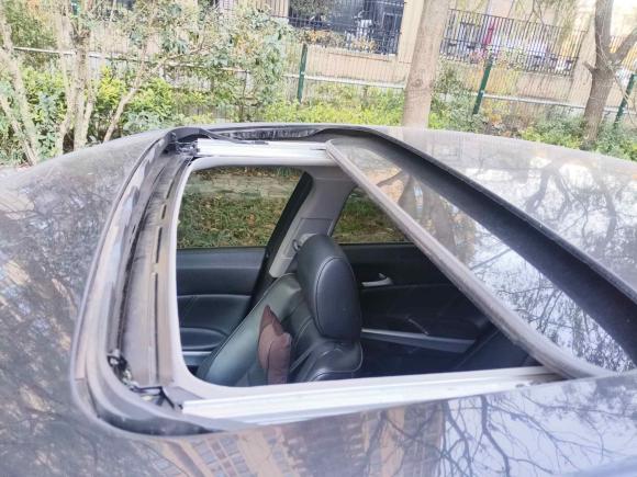 [苏州·苏E] 二手本田歌诗图2012款 2.4L 豪华版