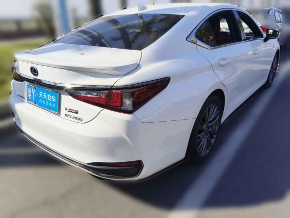 [佛山·粤Y] 二手雷克萨斯雷克萨斯ES2018款 260 F SPORT 国V